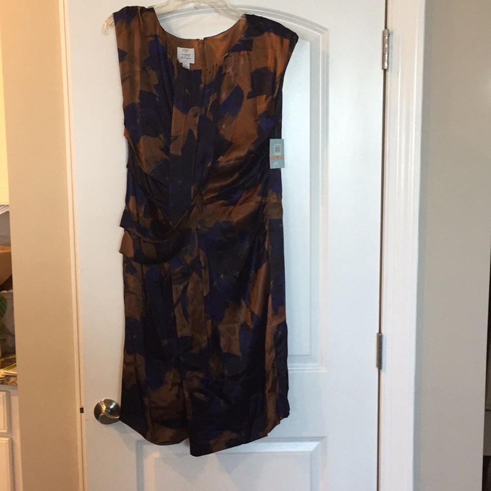 Sizi Chin Dress